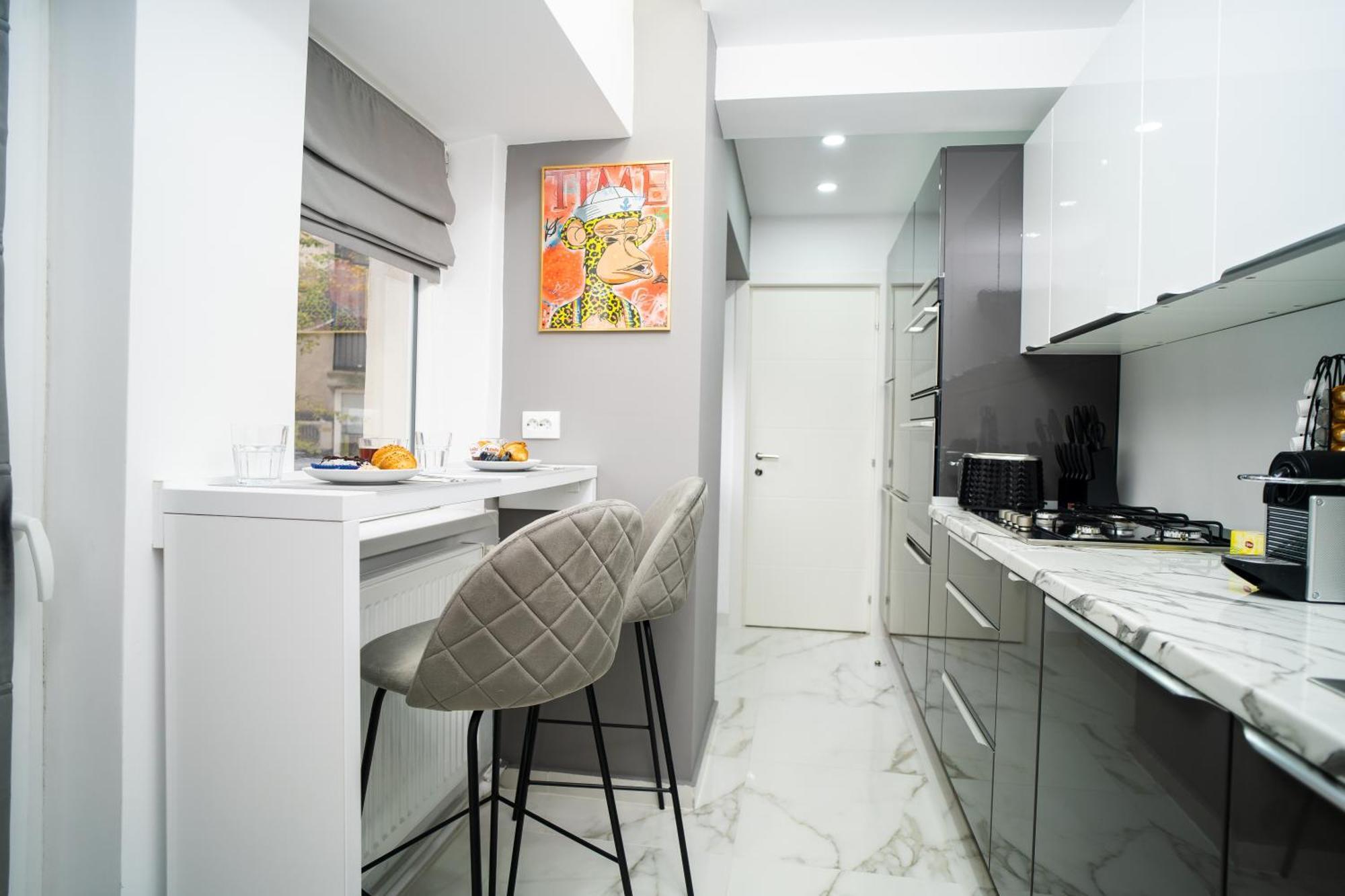 Top Location - Contemporary Parliament View - 2Br Bucareste Exterior foto
